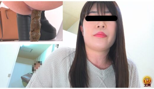 公共トイレ隠撮 ふんばり中にまさか...! オープンドアうんこ2